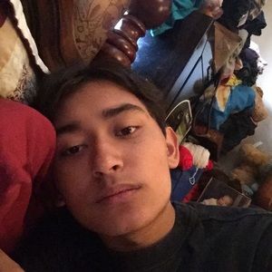 Meet your Posher, Devin